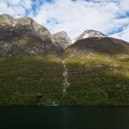 Lake View Apartment, Oldedalen Stryn Εξωτερικό φωτογραφία